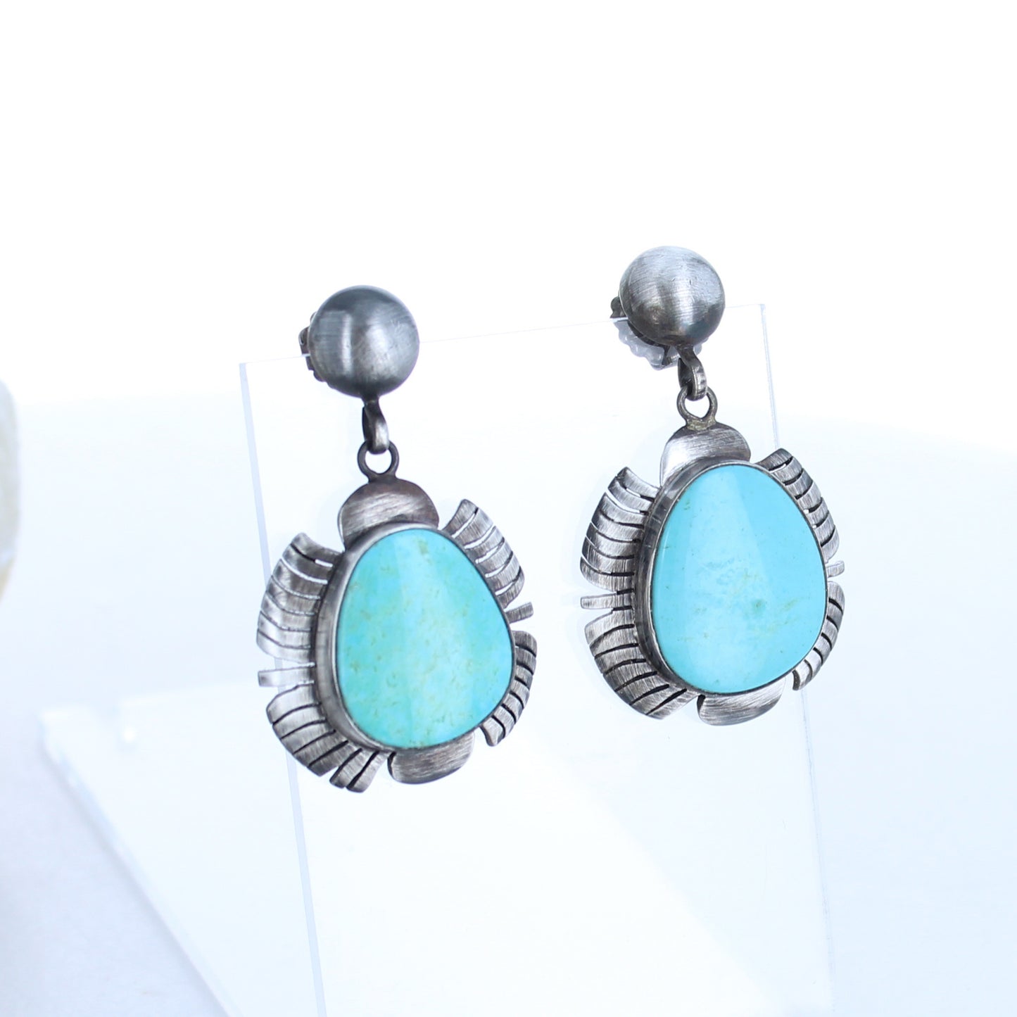 Beautiful Sky Blue Kingman Mine Turquoise Earrings Feathered, -NewWorldGems