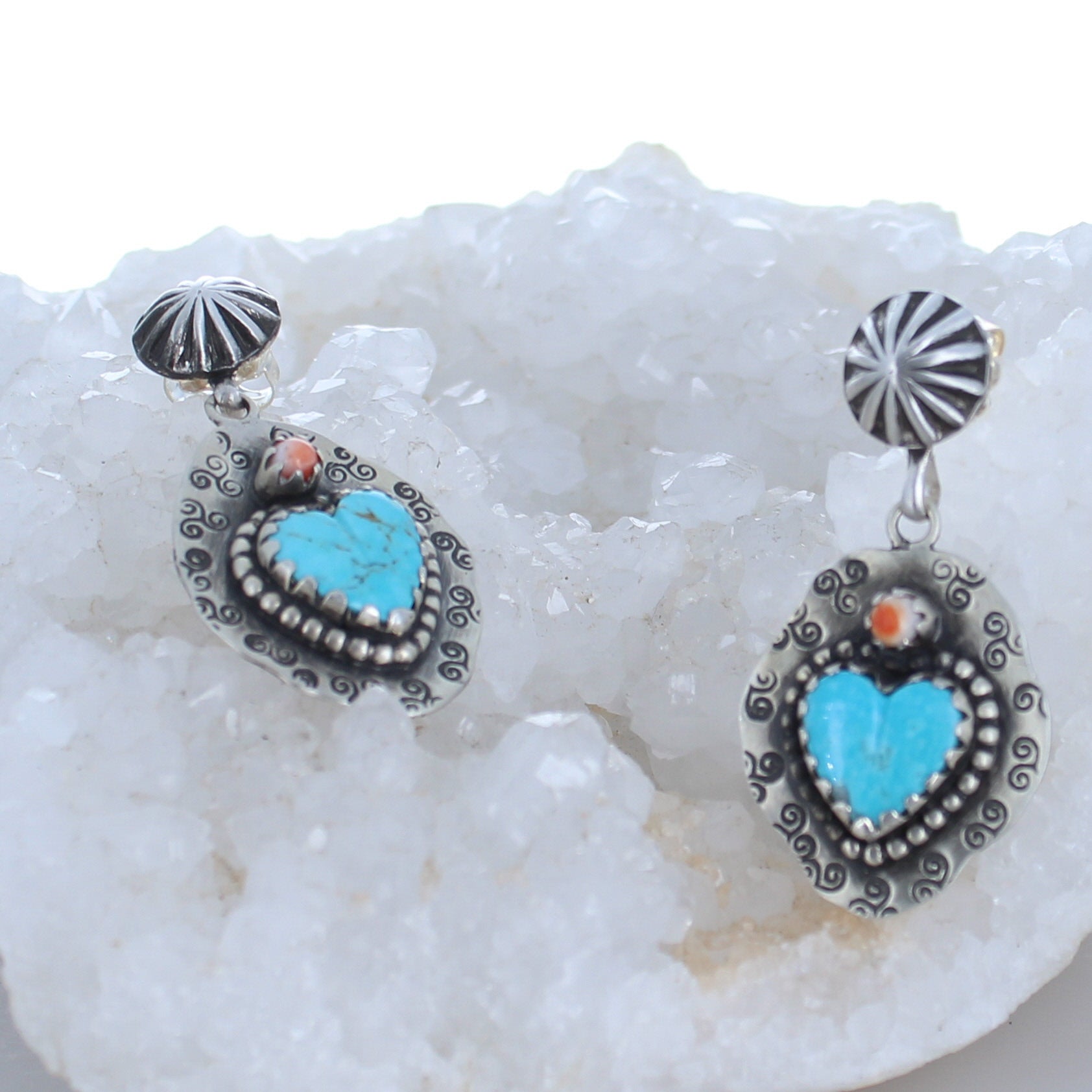 Kingman Turquoise and Spiny Oyster Hearts Cowgirl Earrings Bright Sky Blue -NewWorldGems