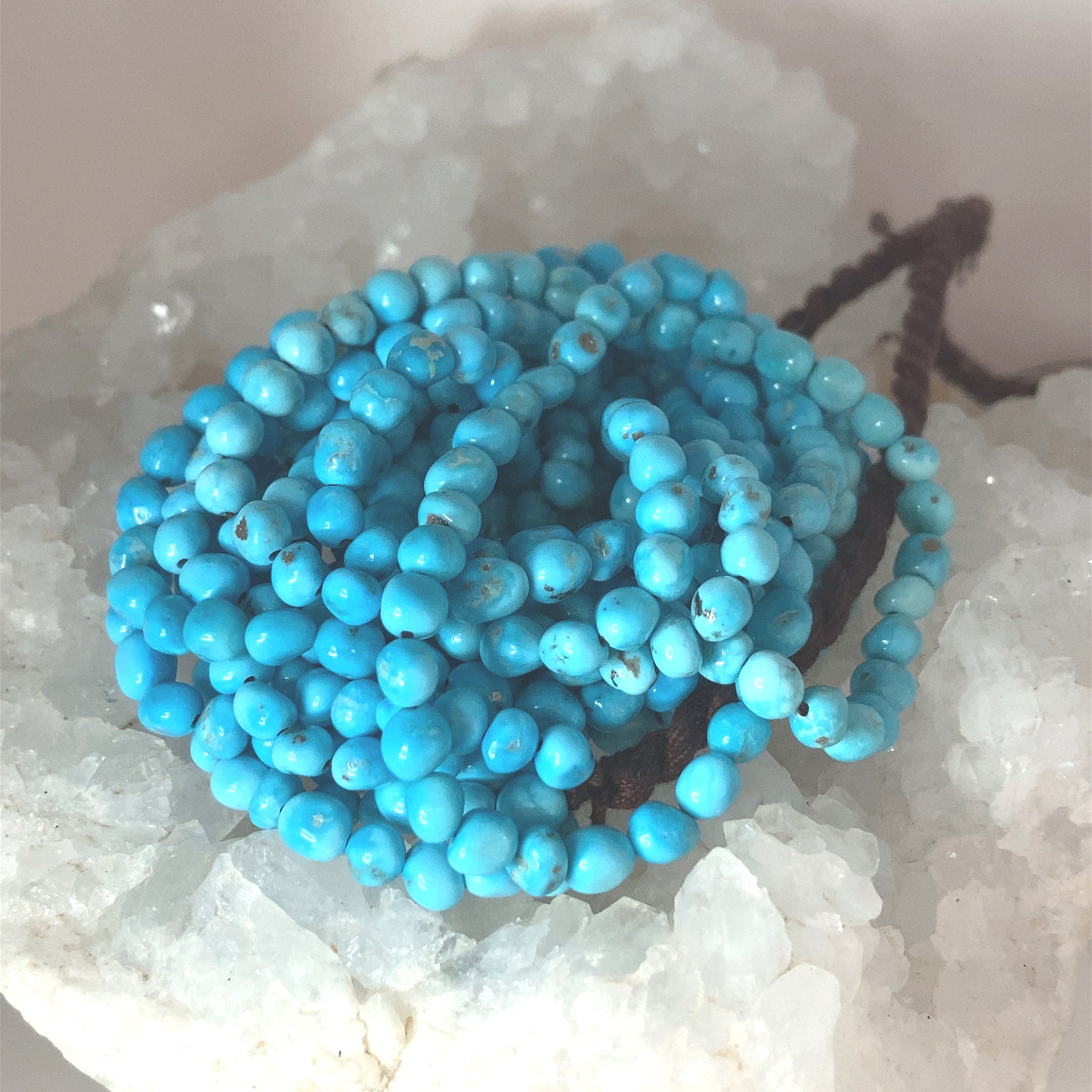 BLUE BIRD TURQUOISE Beads 4.5mm Semi Round Blue Arizona -NewWorldGems