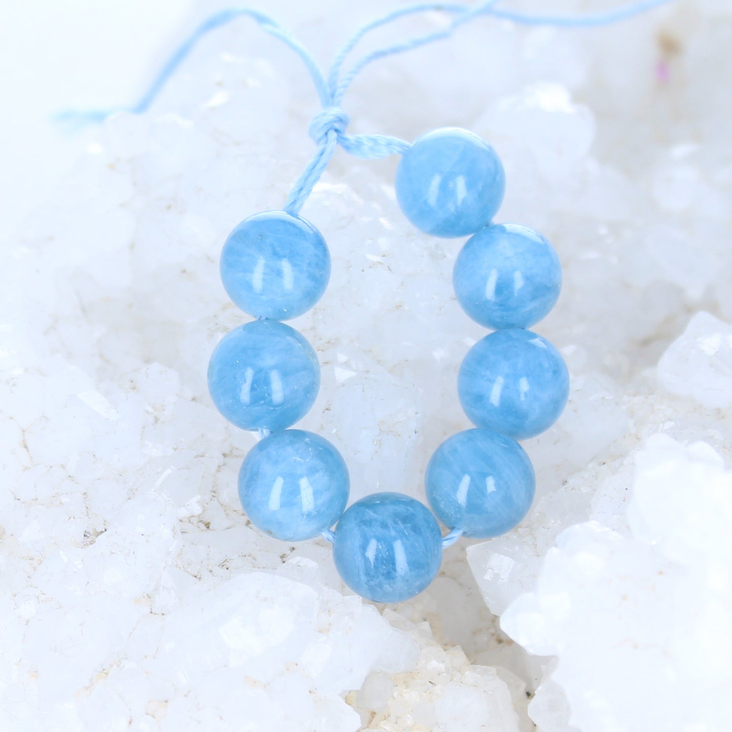 AAA Aquamarine Beads Round Deep Blue 10mm 8 Pieces -NewWorldGems